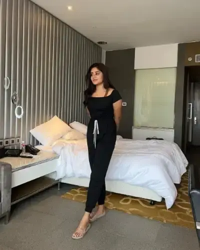 Call Girls Laundi Cash On Delivery